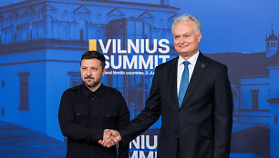 Volodymyras Zelenskis, Gitanas Nausėda