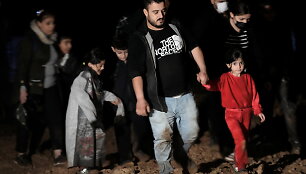 Migrantai Latvijos pasienyje