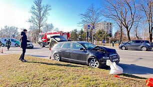 Kėdainiuose susidūrė BMW ir &bdquo;Audi&ldquo;