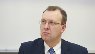 Naglis Puteikis