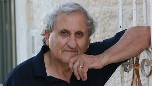 Abrahamas B.Yehoshua