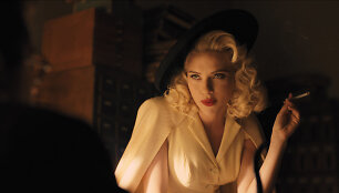 Scarlett Johansson filme &bdquo;&Scaron;lovė Cezariui!&ldquo;