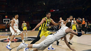 Madrido „Real“ palaužė Stambulo „Fenerbahče“ klubą kovoje dėl trečios vietos Eurolygoje.