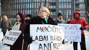 Protestas prie Norvegijos ambasados