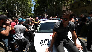 Protestai prie&scaron; LGBT eitynes Tbilisyje
