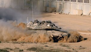 Izraelio kariuomenės tankas / JACK GUEZ / AFP