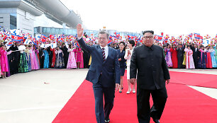 Moon Jae-inas ir Kim Jong Unas