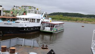 Kauno rajone reikėtų didesnio laivo, kuriuo Nemunu galėtų plaukti daugiau dviratininkų