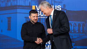 Volodymyras Zelenskis ir Gitanas Nausėda Bukare&scaron;to devintuko ir &Scaron;iaurės &scaron;alių vadovų susitikime
