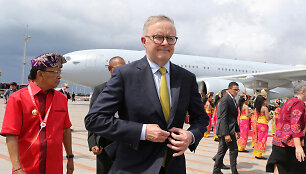 Australijos ministras pirmininkas Anthony Albanese'is atvyko į G20 susitikimą Balyje