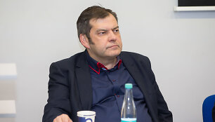 A.Puk&scaron;to: &bdquo;Dalia Grybauskaitė daug metų neprisidėjo prie santykių raidos ir tikrai turi prisiimti atsakomybę, kad ilgą laiką santykiai buvo į&scaron;aldyti.&ldquo;