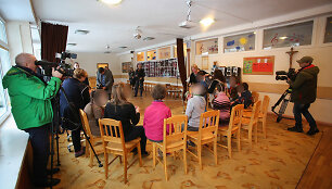 Vilniaus meras R.&Scaron;ima&scaron;ius lankosi Vilniaus specialiojo ugdymo centre &bdquo;Aidas&ldquo;