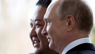 Vladimiras Putinas ir Kim Jong Unas