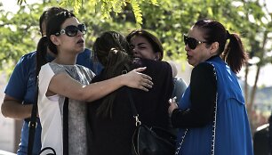 Dingusio &bdquo;EgyptAir&ldquo; lėktuvo keleivių artimieji