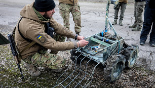 Ukrainos kariškių naudojamas robotas