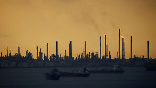 Naftos perdirbimo įmonė