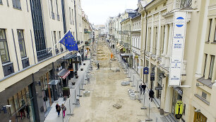 Vilniaus gatvėje dirba vos keli darbininkai