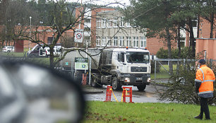 Keisti dumblą iš „Vilniaus vandenų“ vežančių mašinų maršrutai