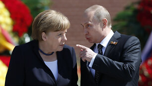 Angela Merkel vie&scaron;i Maskvoje