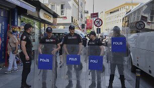 Dilara Acikgoz / AP