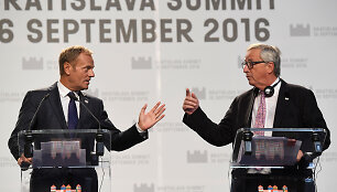 Donaldas Tuskas ir Jeanas Claude'as Junckeris