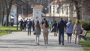 Saulėta sekmadienio popietė Vilniaus centre