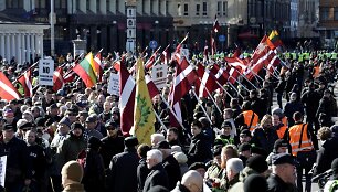 Rygoje eitynėse latvių SS legiono karių atminimui dalyvavo apie 2 tūkstančiai žmonių