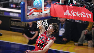 Matas Buzelis