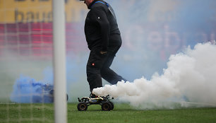 Vokietijos futbolo sirgalių protestas