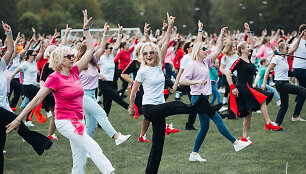 Festivalis &bdquo;Sportas visiems&ldquo; sugrįžo į Palangą: tūkstančiai dalyvių, daugybė veiklų ir judėjimo džiaugsmas