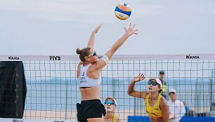 Monika Paulikienė ir Ainė Raupelytėė