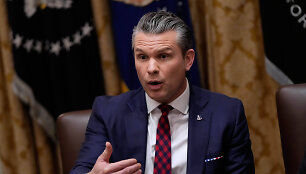 Pete'as Hegsethas /  / AP