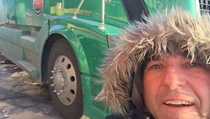 Lino Brazausko gyvenimo prie vilkiko vairo akimirka