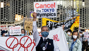 Japonai reikalauja atšaukti olimpines žaidynes