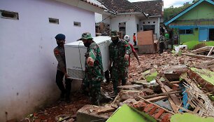 Prie Indonezijos krantų įvyko 5,9 balo žemės drebėjimas