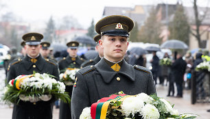 Laisvės gynėjų pagerbimo ceremonija Antakalnio kapinėse