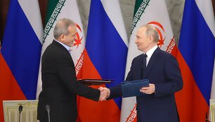 Masoudas Pezeshkianas ir Vladimiras Putinas / ZUMAPRESS.com
