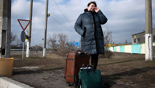 Moteris, pabėgusi iš separatistų valdomo regiono