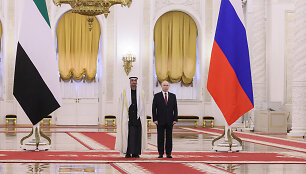 Mohamedas bin Zayedas Al Nahyanas ir Vladimiras Putinas / AP