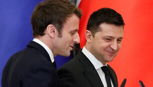 V.Zelenskis ir E.Macronas