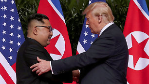 Kim Jong Unas ir Donaldas Trumpas