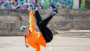 Breiko šokėja Bgirl Nicka (Dominika Banevič)