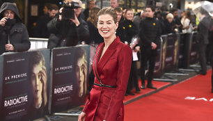 Rosamund Pike