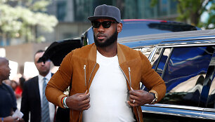 LeBronas Jamesas