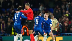 Londono &bdquo;Chelsea&ldquo; &scaron;venčia įvartį