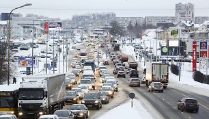 Vilniuje &ndash; sudėtingos eismo sąlygos