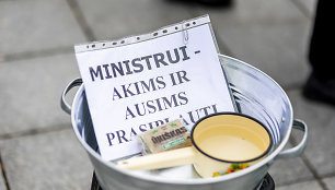 Prie Vyriausybės ūkininkų protestas dėl pieno supirkimo kainų