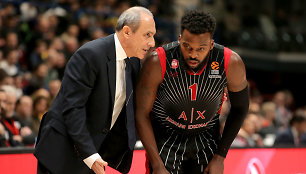 Ettore Messina ir Shelvinas Mackas