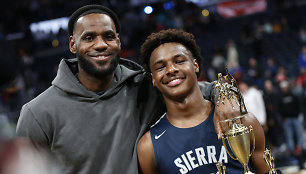 LeBronas Jamesas su sūnumi Bronny