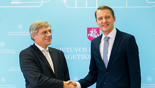 „Idex“ grupės prezidentas Thierry Franckas de Preaumontas ir Lietuvos energetikos ministras Žygimantas Vaičiūnas